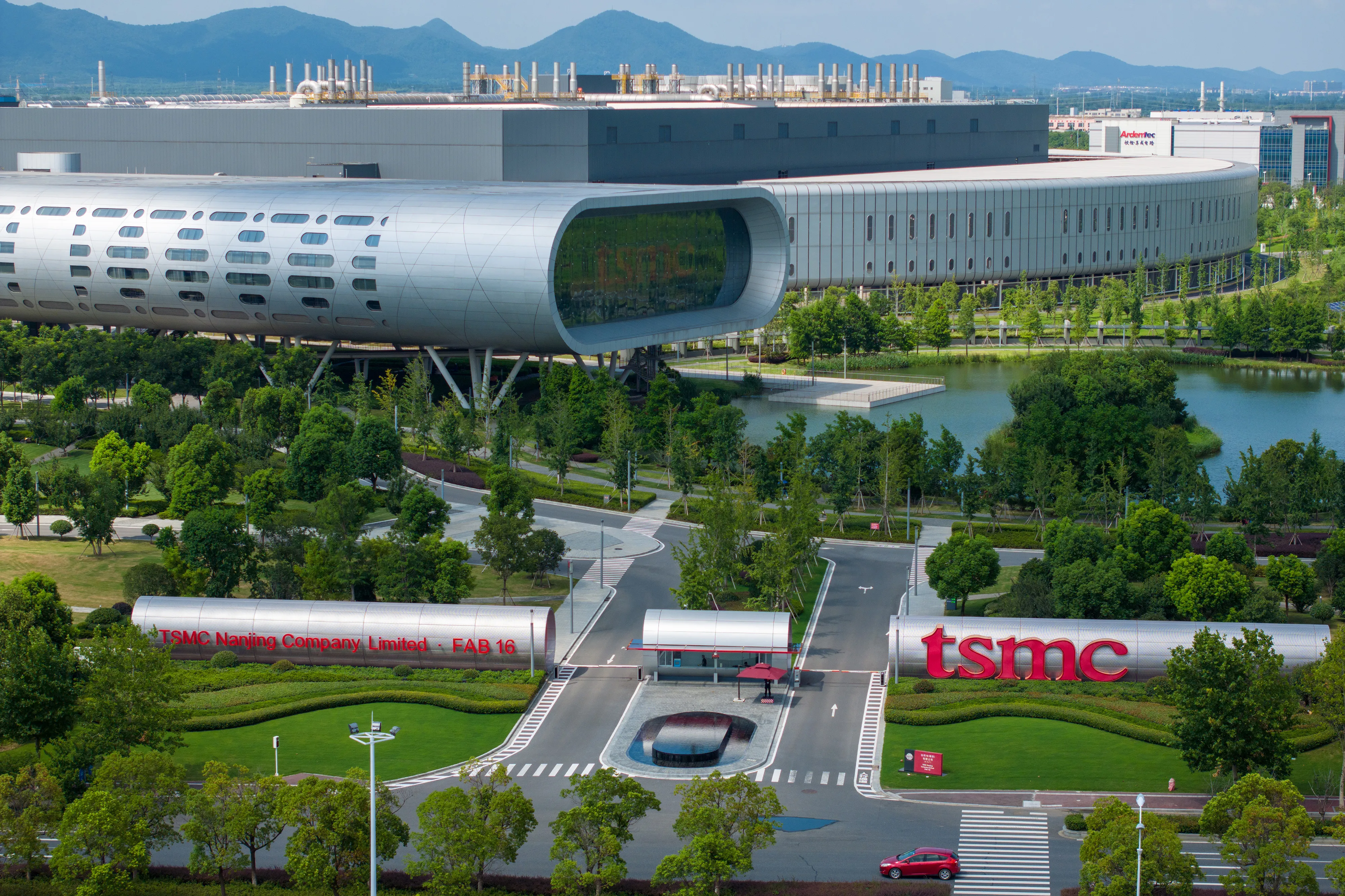 TSMC’s Nanjing Fab Under Threat as US Revokes Equipment Waiver